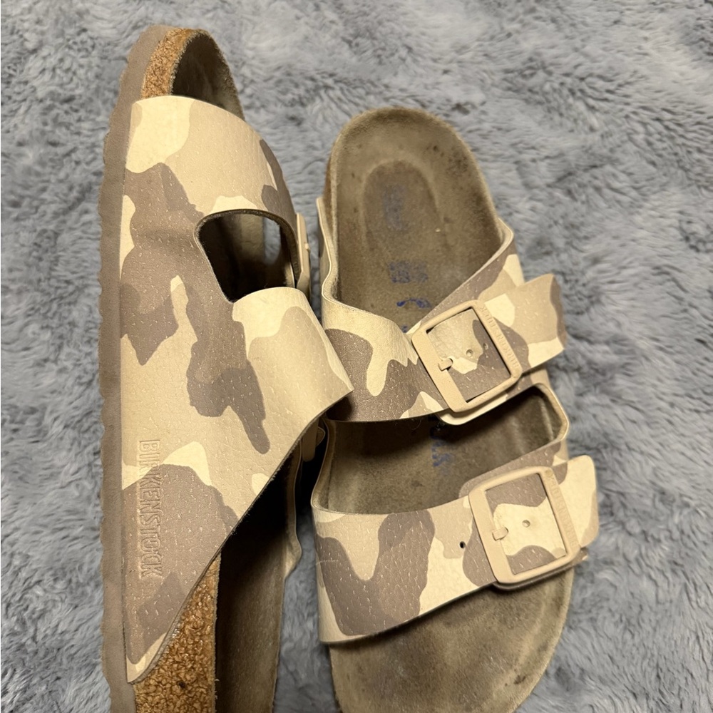 Birkenstock Women's Tan and Cream Sandals